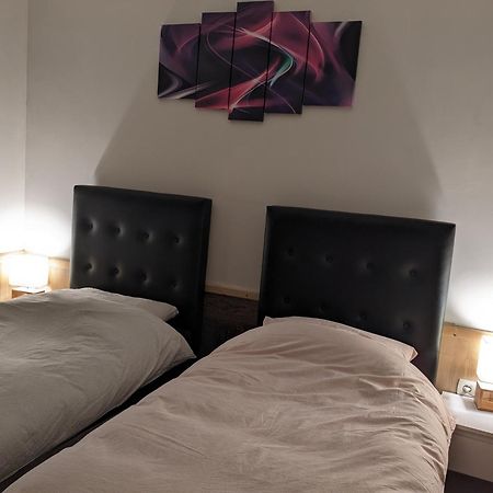A 7 Minutes De L'Aeroport Cdg 1 Bed and Breakfast Thieux  Buitenkant foto