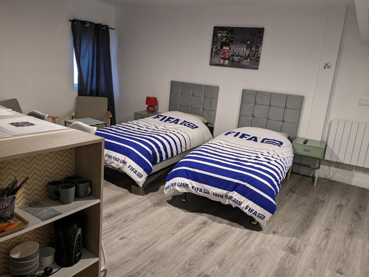 A 7 Minutes De L'Aeroport Cdg 1 Bed and Breakfast Thieux  Buitenkant foto
