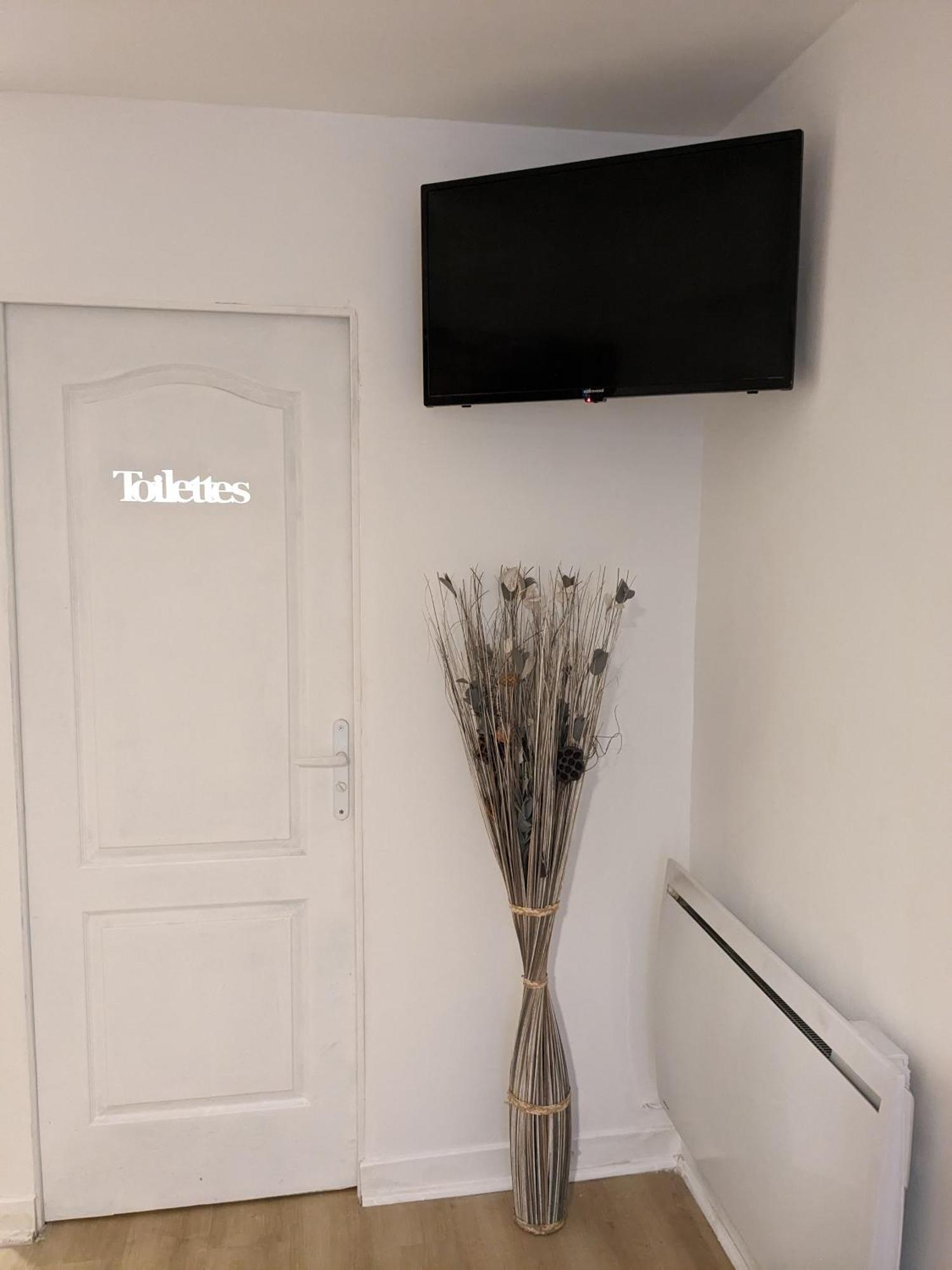 A 7 Minutes De L'Aeroport Cdg 1 Bed and Breakfast Thieux  Buitenkant foto