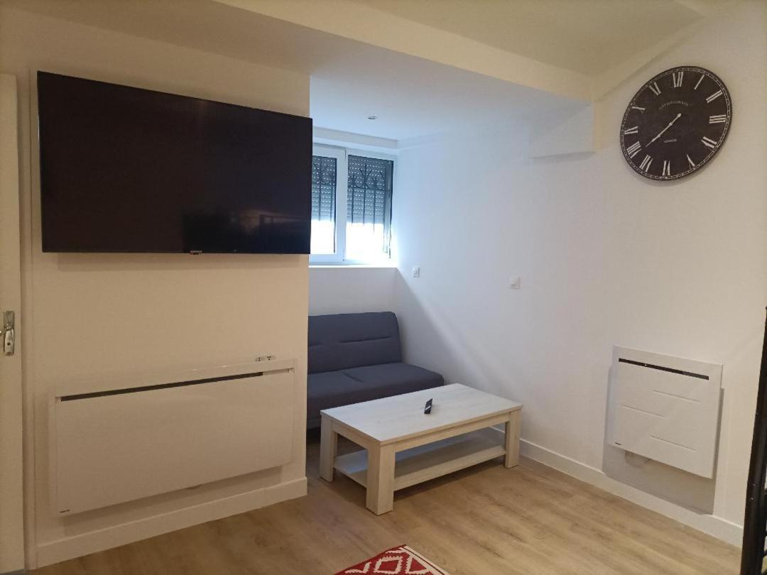 A 7 Minutes De L'Aeroport Cdg 1 Bed and Breakfast Thieux  Buitenkant foto
